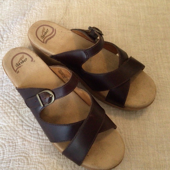 Dansko Brown Clog Strap Sandals, Size EU 39 - Picture 1 of 4